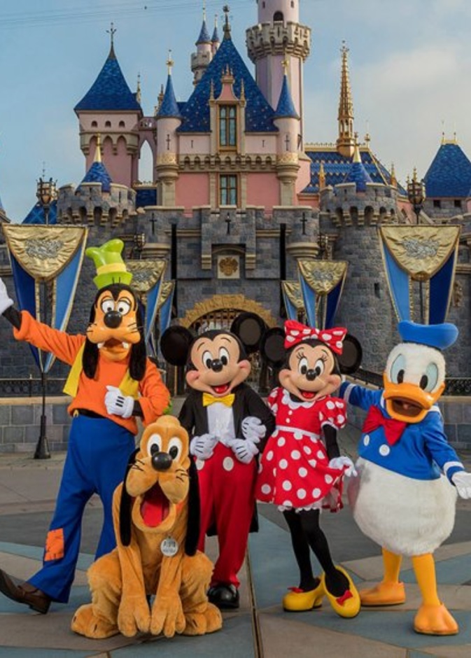 ديزني لاند كاليفورنيا