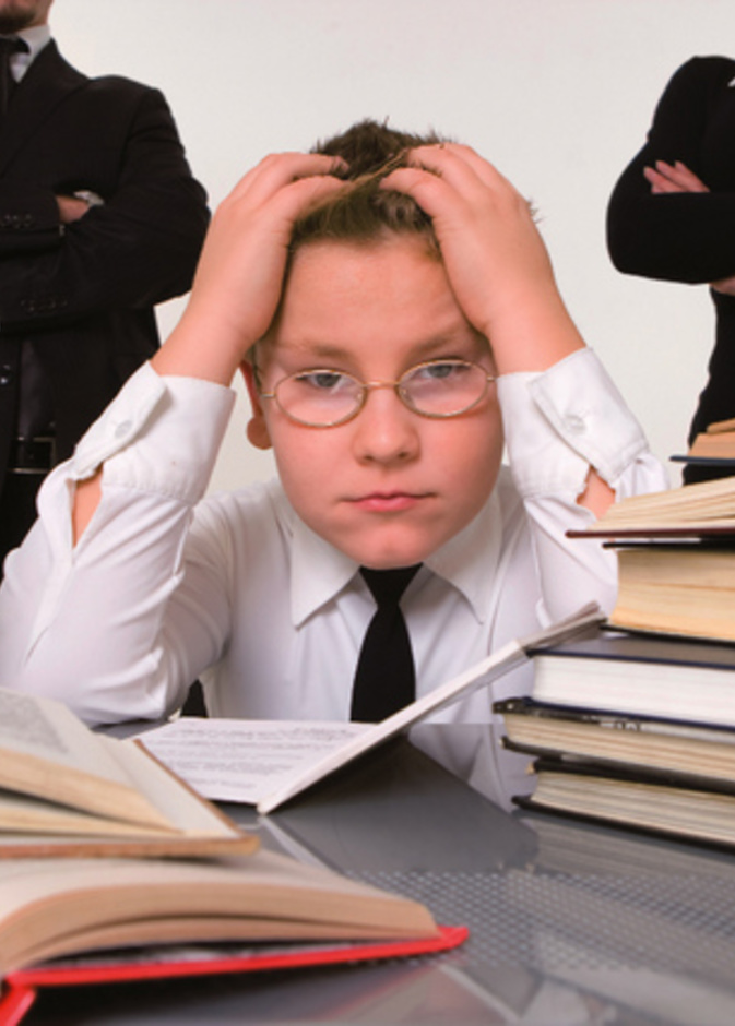 فوائد الجوز للتحصيل الدراسي للأبناء