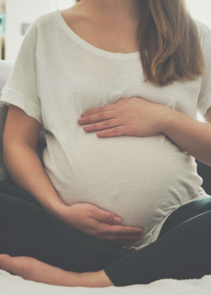 فوائد التين والمشمش المجفف للحامل