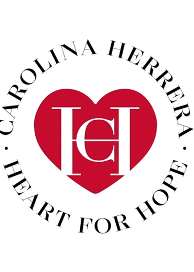 كارولينا هيريرا تشارك رسائل أمل من نساء المنطقة