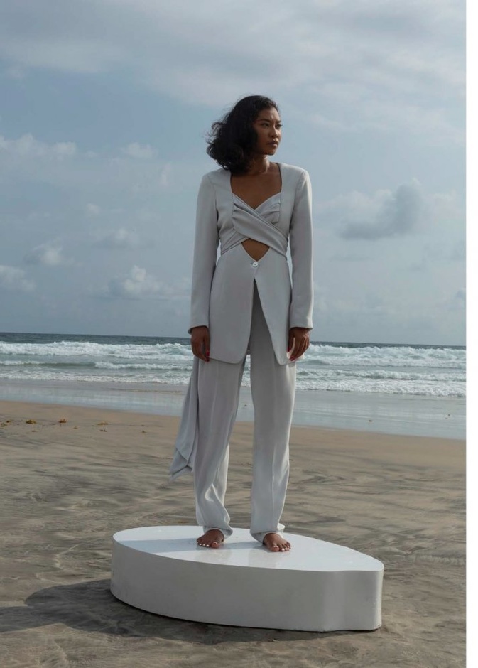 مجموعة RĒNWA YASSĪN لربيع وصيف 2021