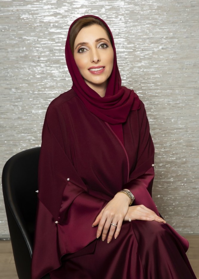 المصممة السعودية عفه الدباغ