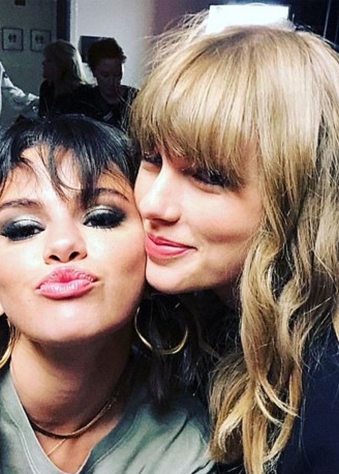 سيلينا جوميز و تايلور سويفت