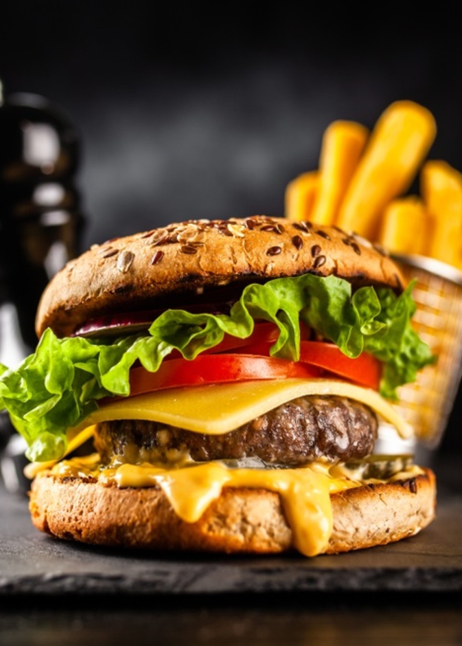 البرجر قد يزيد من خطر الاصابة بالخرف