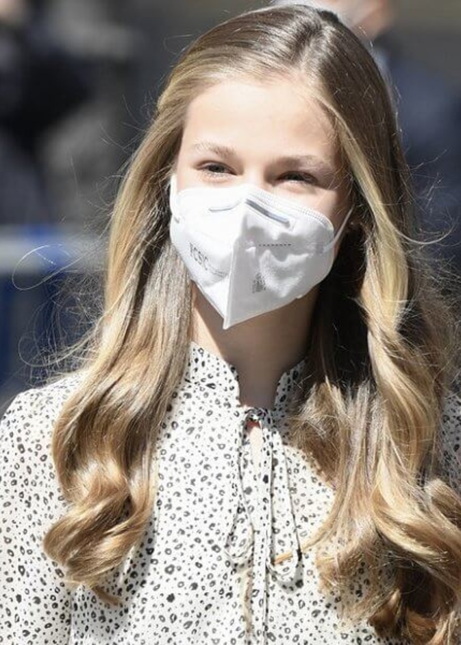 الأميرة ليونور تقوم بمهمتها الرسمية المنفردة الأولى