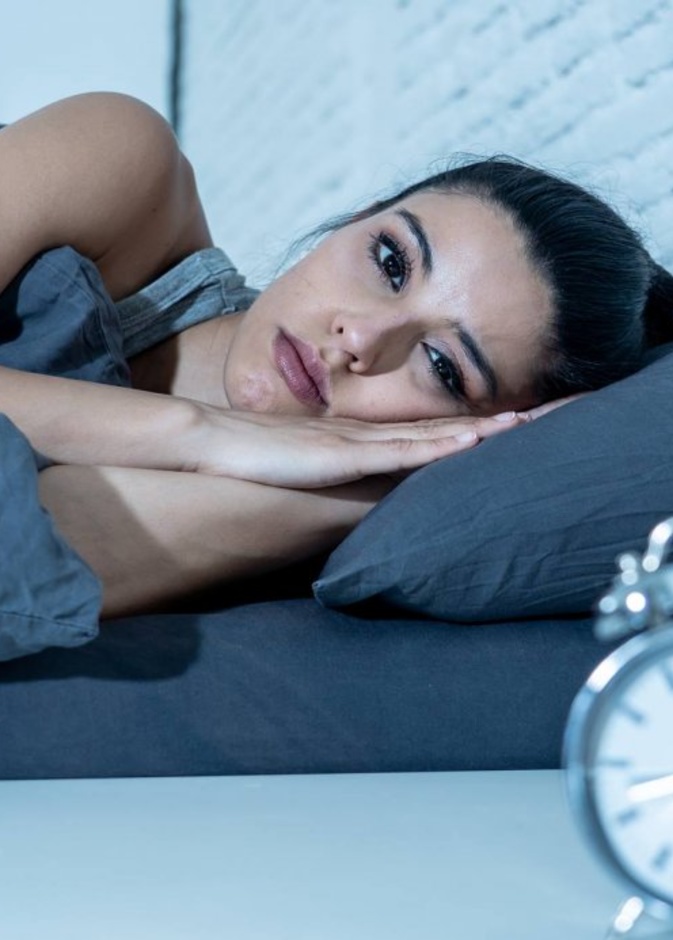 ما العلاقة بين الأرق والإصابة بفيروس كورونا الجديد