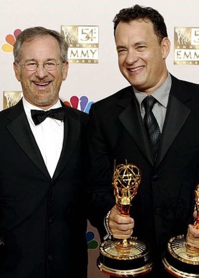 أباطرة هوليوود توم هانكس و ستيفن سبيلبرج 