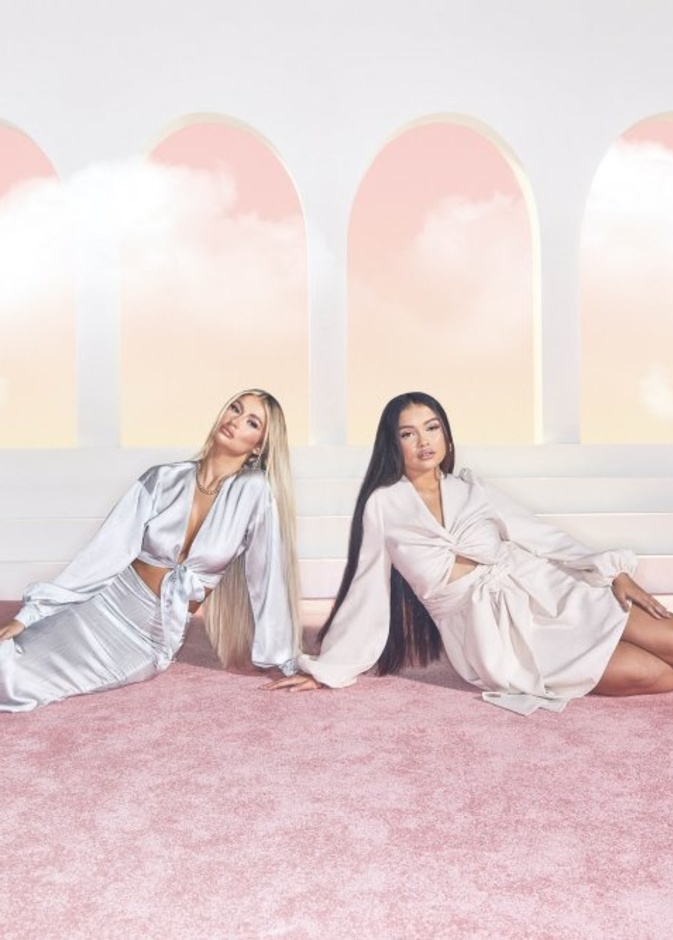 اخترنا لك أساسيات خزانتك الربيعية لهذا الموسم