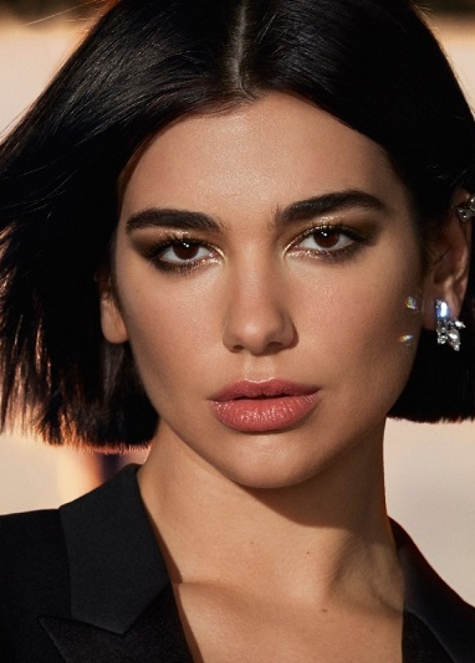 صيحات جمالية ملفتة للشابات لموسم ربيع 2021 اعتمديها بأسلوب دواليبا