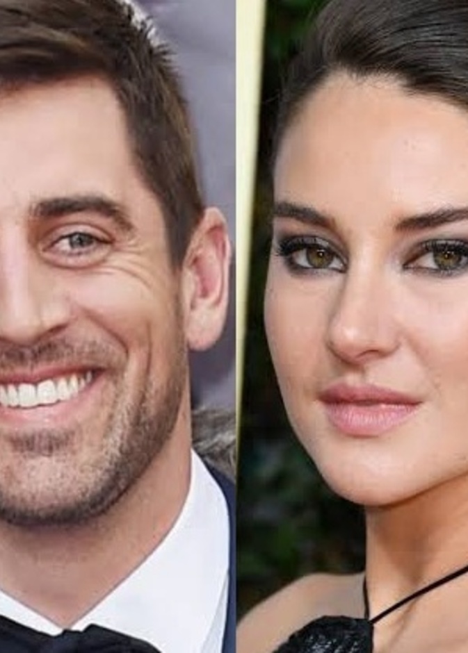 آرون يتلقى و شايلين وودلي