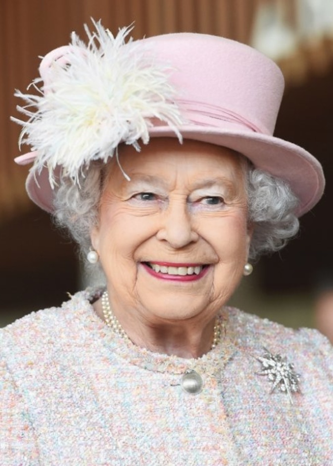 ملكة بريطانيا تحتفل بالذكرى السنوية 150 لتأسيس قاعة ألبرت الملكية للاحتفالات