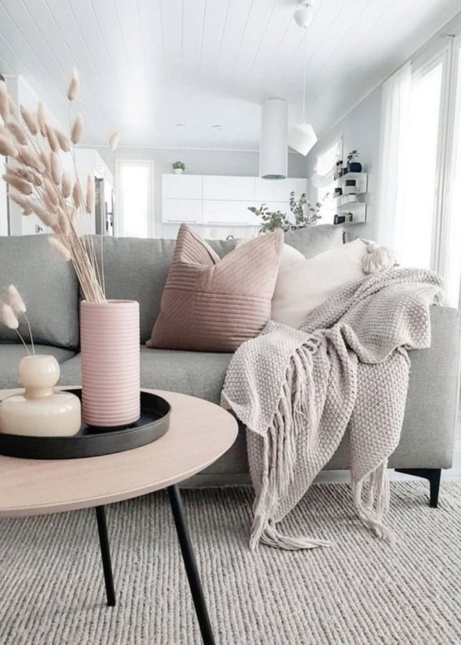  ديكور غر فة معيشة بالوردي والرمادي