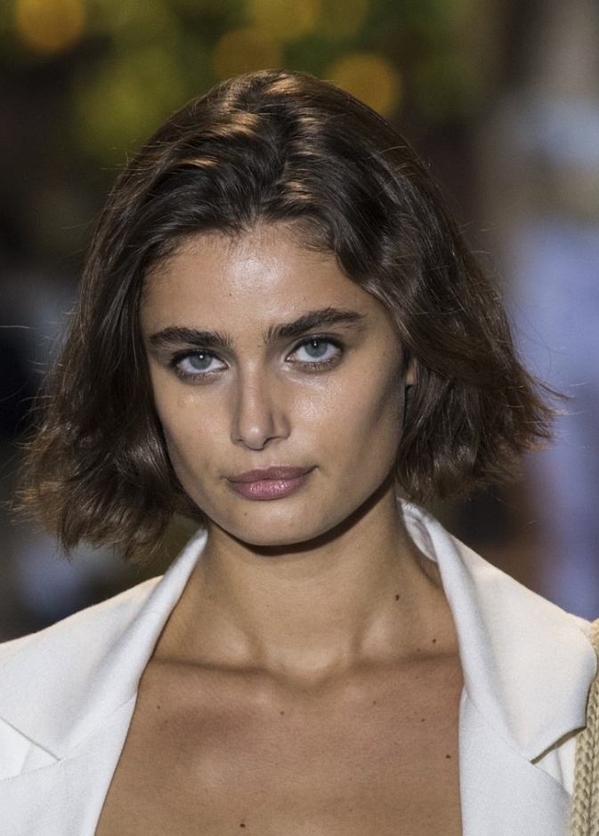 قصات شعر كاريه قصيرة لرمضان 2021 من Etro 2021