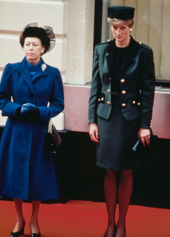 كتاب جديد يتناول علاقة الأميرتين ديانا ومارغريت المعقدة