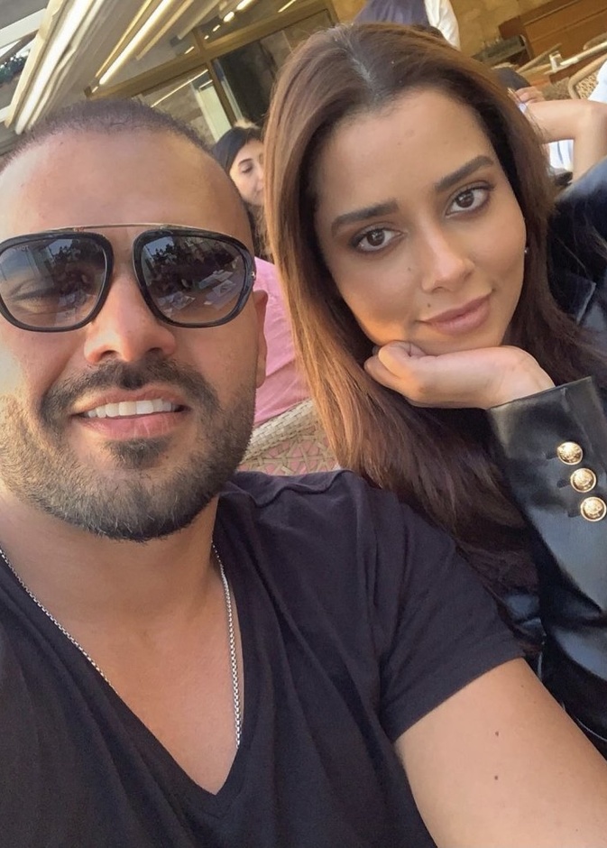 جوزيف عطية يستمتع برفقة بلقيس فتحي في لبنان