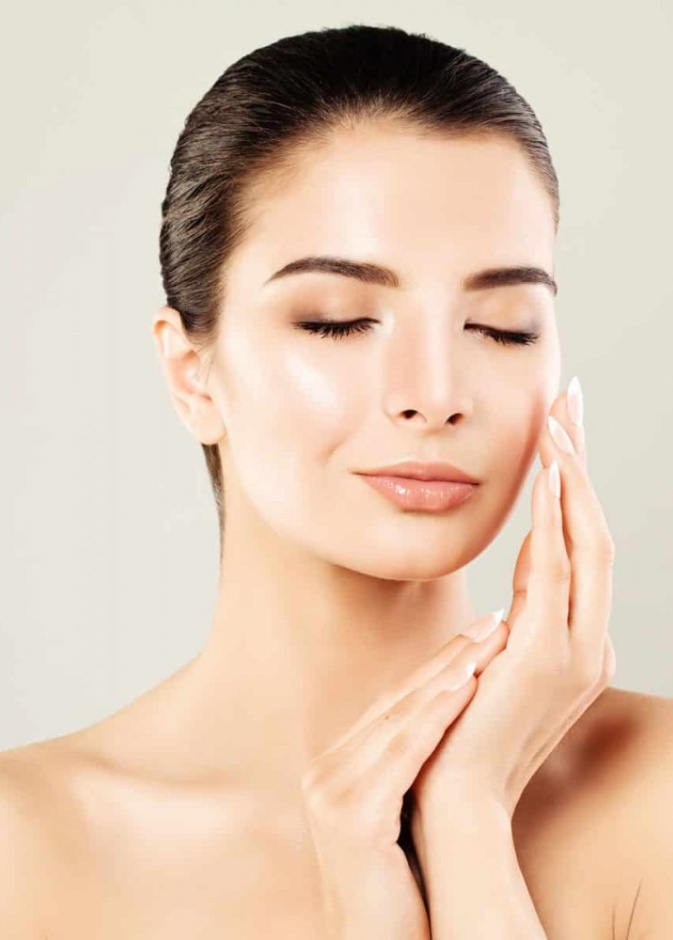 أفضل وصفات طبيعية لشد بشرة الوجه المترهلة في شهر رمضان