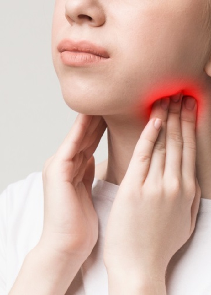  علامات تدل علي ان فيروس كورونا الجديد قد هاجم الغدة الدرقية