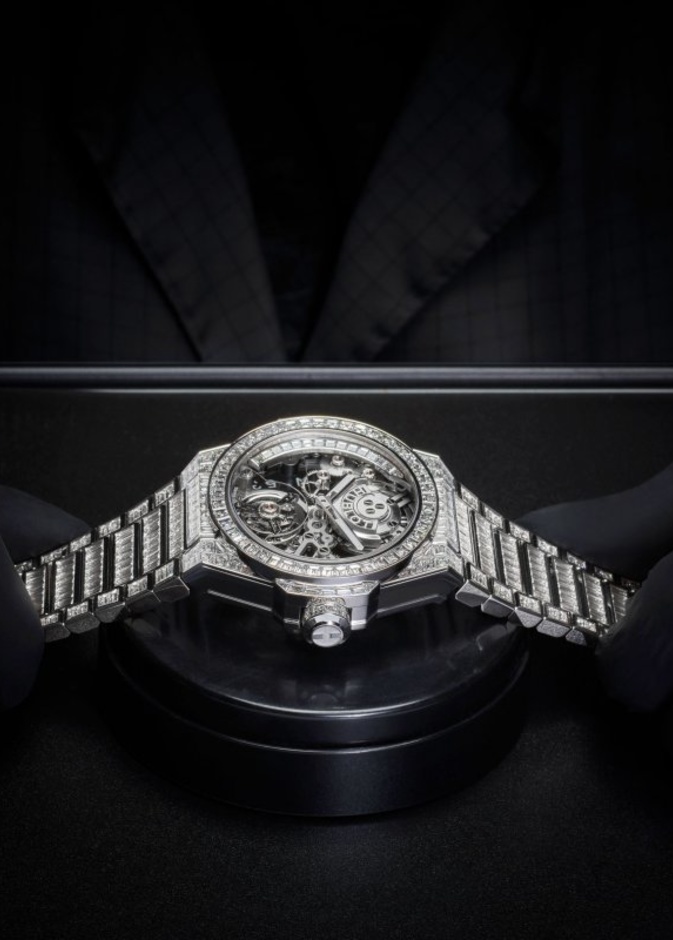 ساعة بيغ بانغ إنتغرال توربيون هاي جويلري Big Bang Integral Tourbillon High Jewellery