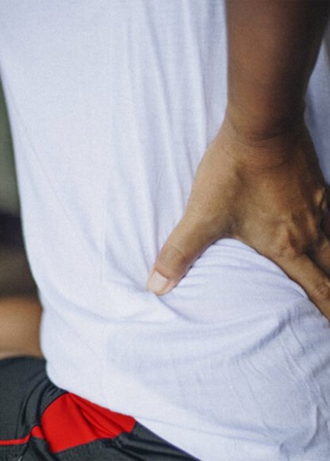  ما العلاقة بين فيتامين د وآلام الظهر