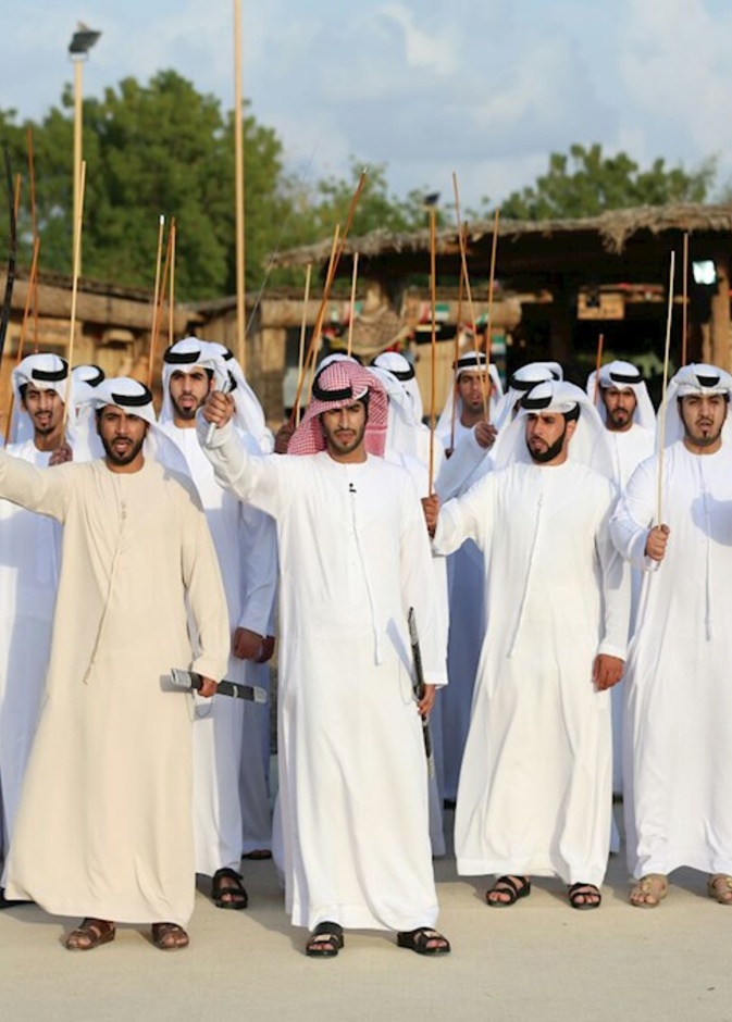  فن العازي.. أحد أهم الفنون الإماراتية التراثية الأصيلة