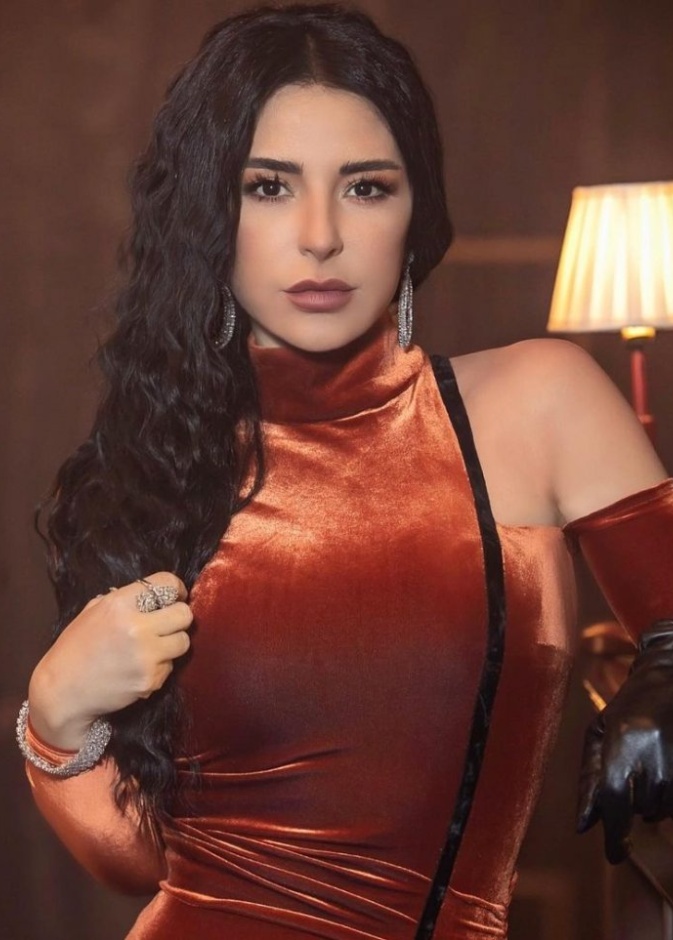 احدث الإطلالات الجمالية للنجمات من كواليس مسلسلات رمضان 2021