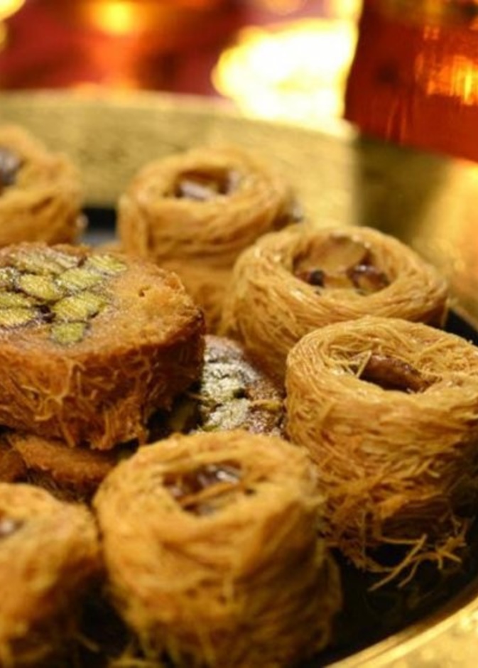  ما هو الوقت المناسب لتناول الحلويات في شهر رمضان