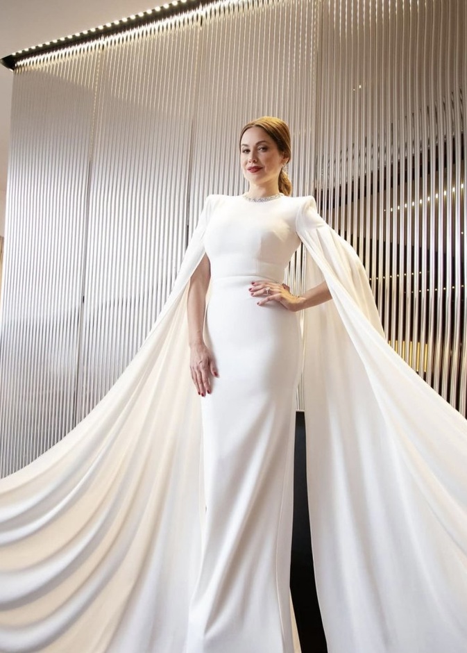 إطلالة ساحرة اعتمدتها ريا أبي راشد في حفل جوائز BAFTA 2021