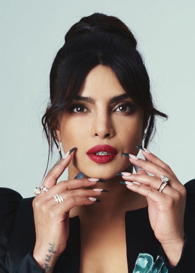 بريانكا شوبرا بمجوهرات بولغري