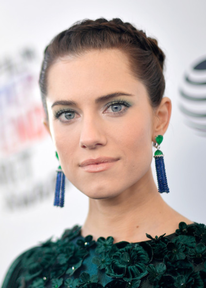  أقراط أليسون ويليامز من بياجيه