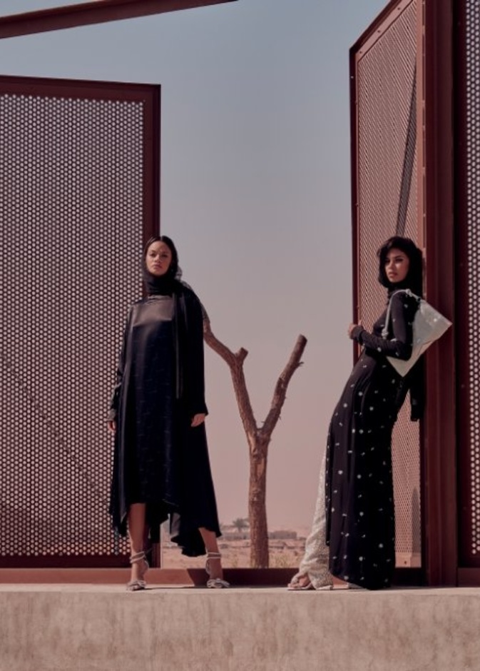 موقع أُناس أطلق المصممين الحصريين للقفاطين في رمضان 2021