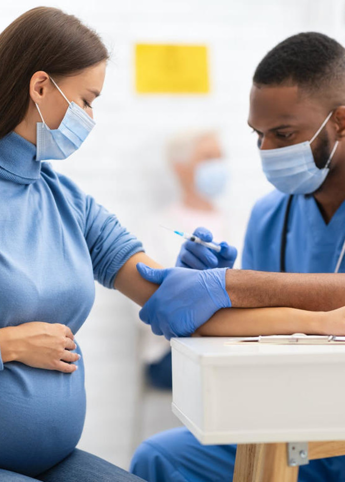 هل تلقيح كورونا آمن للحوامل وما هي نتائج الدراسات حتى الآن