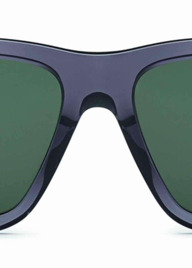 علامة "SALVATORE FERRAGAMO" تزيح الستار عن نظارة جديدة للرجال لموسم صيف وربيع 2021