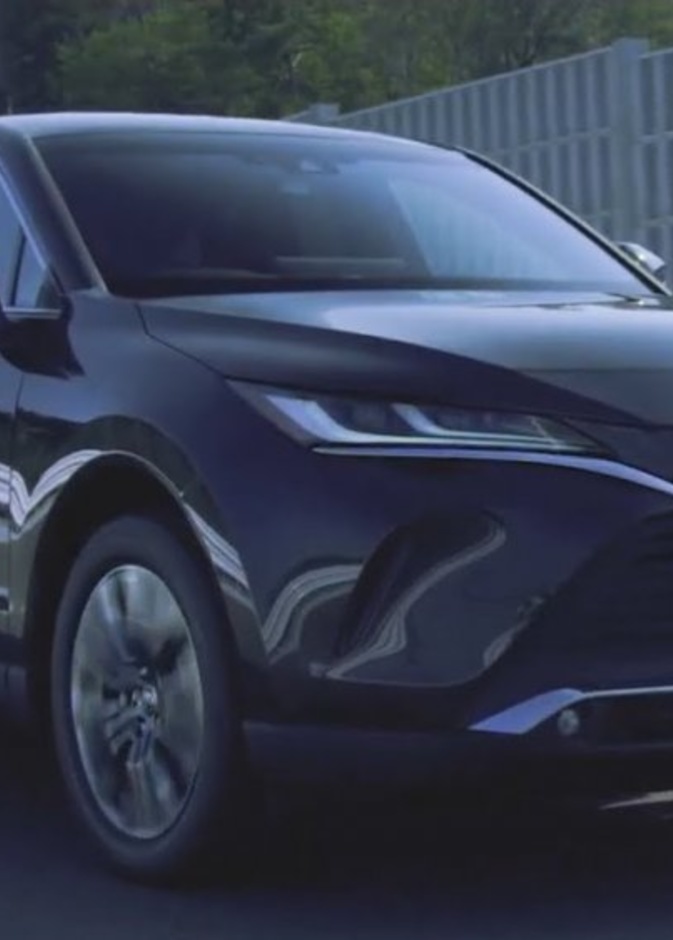 سيارة عائلية فاخرة من هيونداي