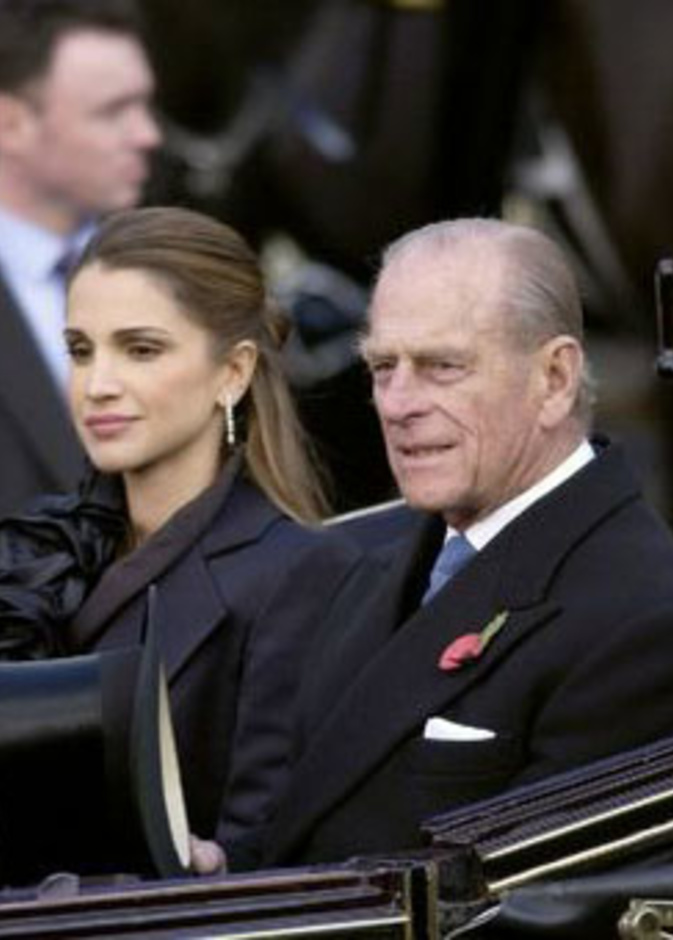 الملكة رانيا عن الأمير فيليب: كان مرساة دائمة لجلالة الملكة