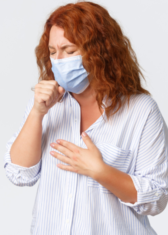 هل الم الصدر عند مريض كورونا يستدعي الاستشارة الطبية