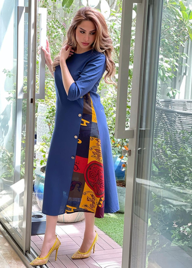 اطلالات فوز الفهد اثناء الحمل بموضة الفستان النيلي