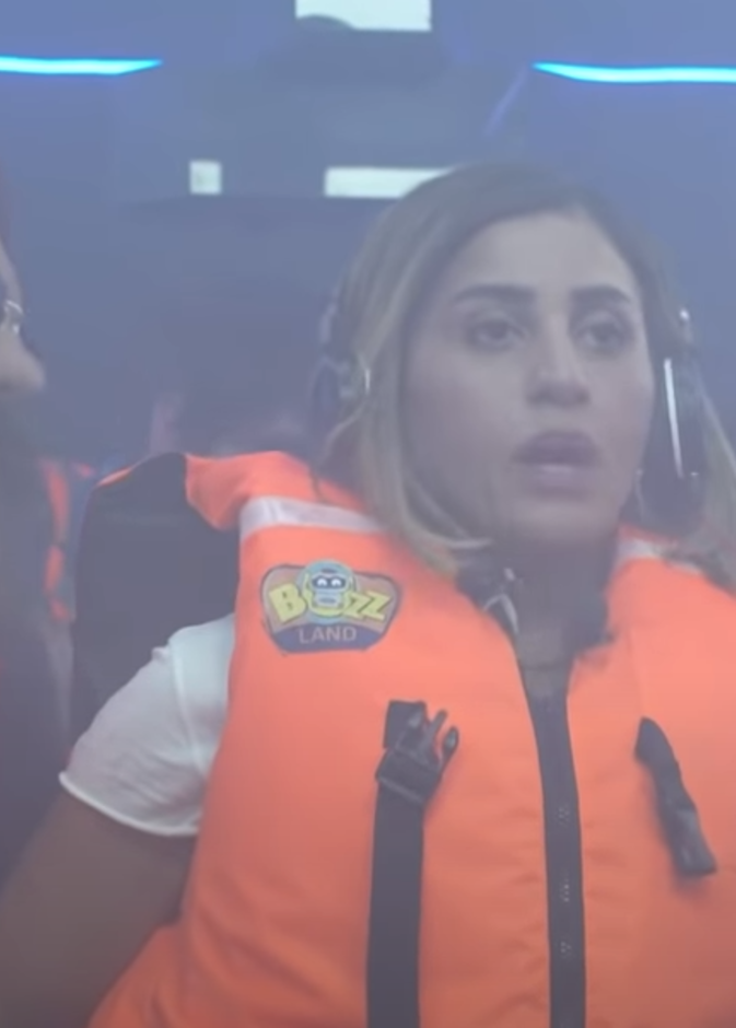 دينا الشربيني في رامز عقله طار