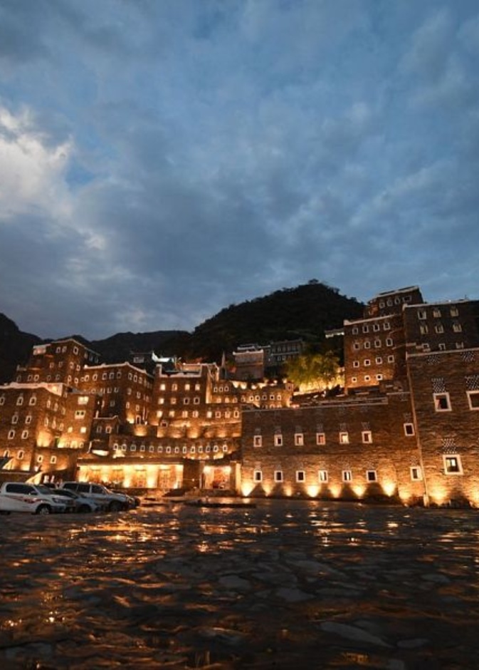 بلدة العلا القديمة وجهة تراثية ساحرة