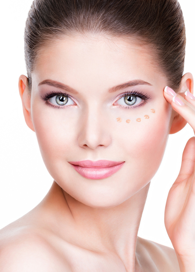 5 حيل لاخفاء التعب ووالارهاق حول العين في رمضان