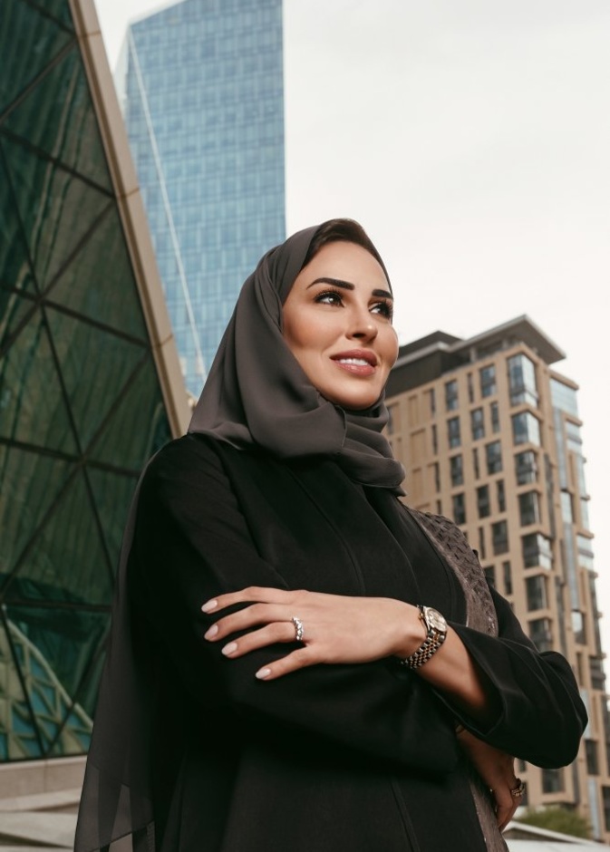 المديرة التنفيذية للموارد البشرية، إسراء الغزيوي