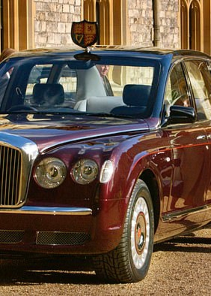  عرض سيارة ملكة بريطانيا للبيع