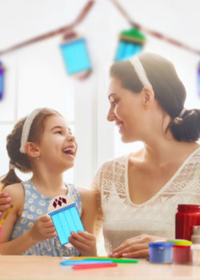 نصائح للأم لتسلية طفلها الصائم في رمضان