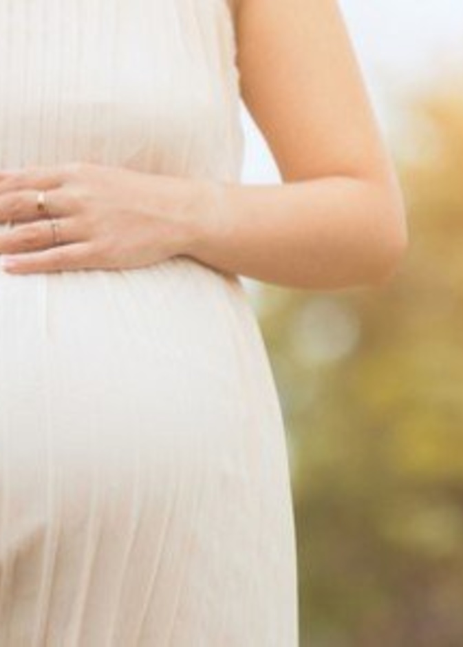 دراسة : الحمل يزيد من خطر إصابة النساء بحصوات الكلى