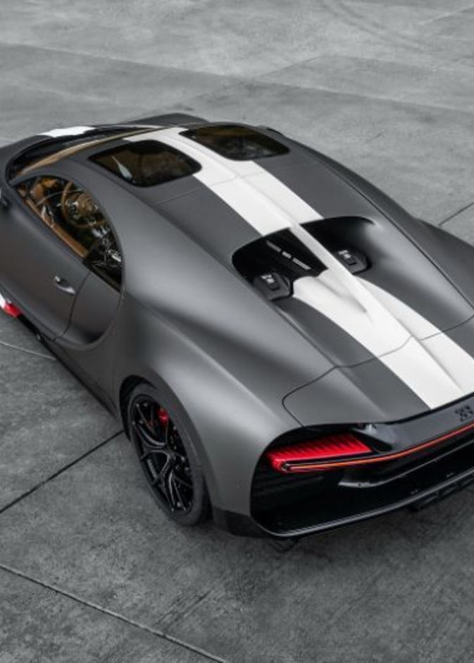 مواصفات سيارة شيرون لي ليجينديس دو سيل من بوجاتي