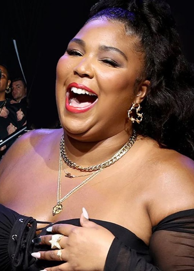  ليزو بالمجوهرات المكدسة.