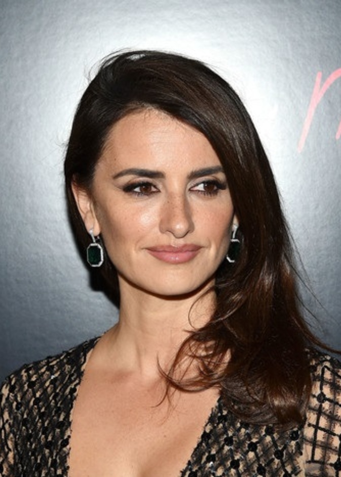 أقراط بينيلوبي كروز من شوبارد