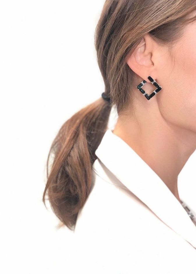 موديلات اقراط اذن صغيرة من دار نورة شوقي