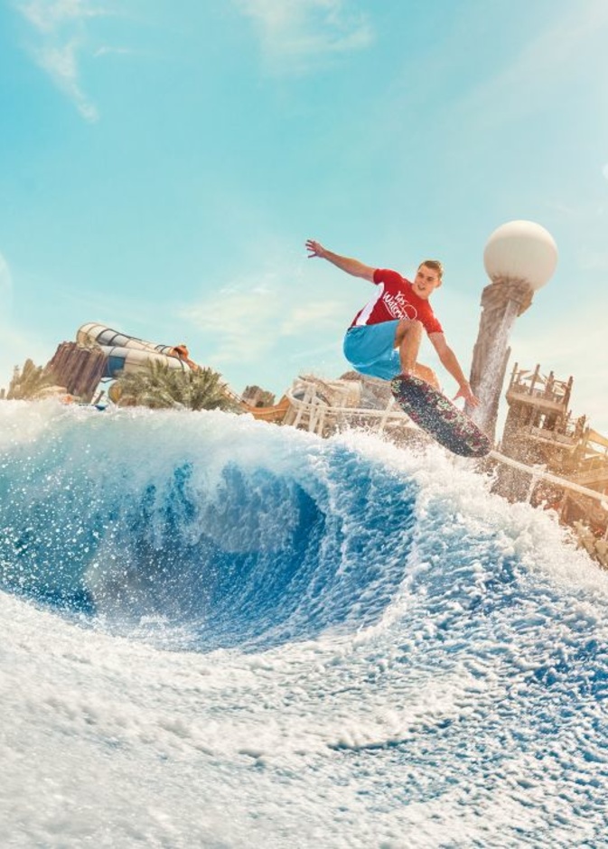 ياس ووتروورلد أبوظبي تنفرد بتجارب ترفيهية تجعل منها الوجهة الأمثل لعشاق المغامرات المائية