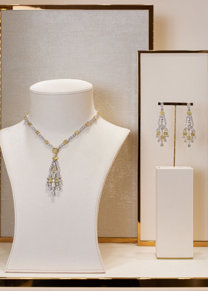 غراف يكشف عن بوتيك جديد في مول الإمارات