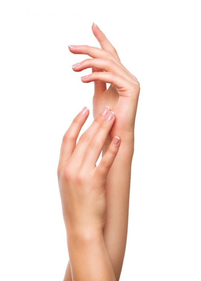 فوائد زيت الزيتون لترطيب اليدين